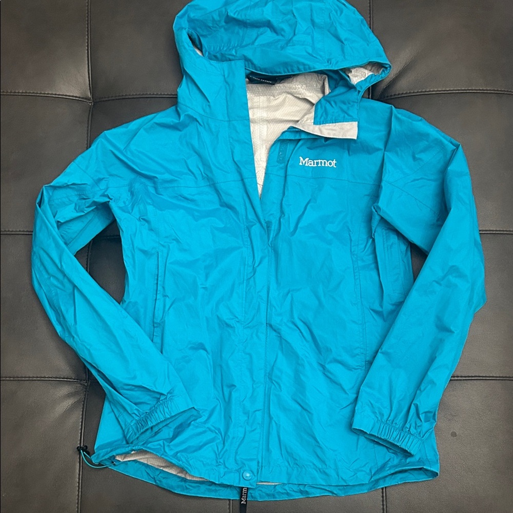 Marmot Women's Vibrant Blue rain Jacket